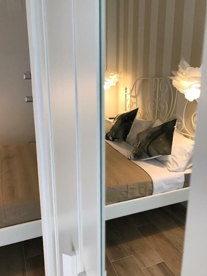B&B Quasi In Centro 阿格罗波利 外观 照片